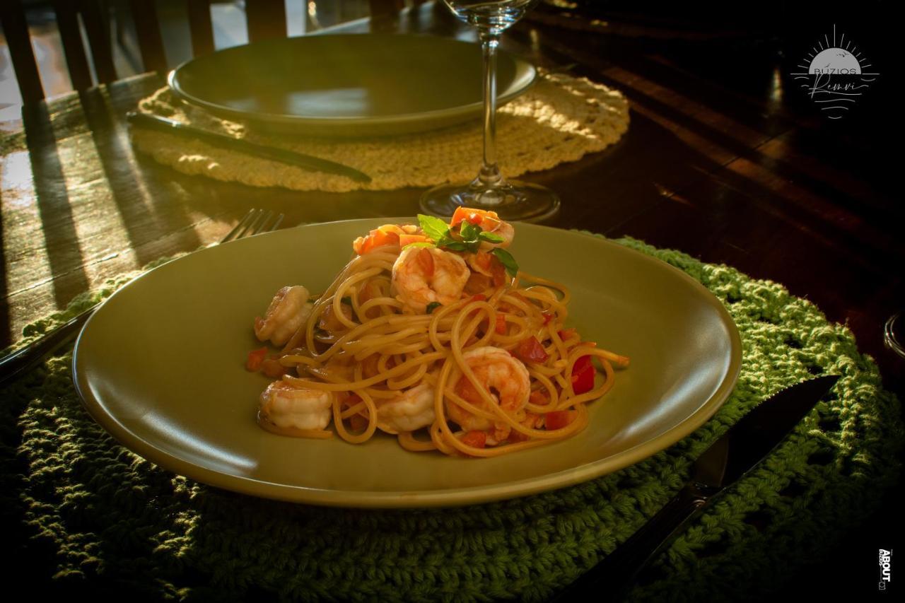 Pousada Praia Joao Fernandes Búzios Екстериор снимка Seafood pasta