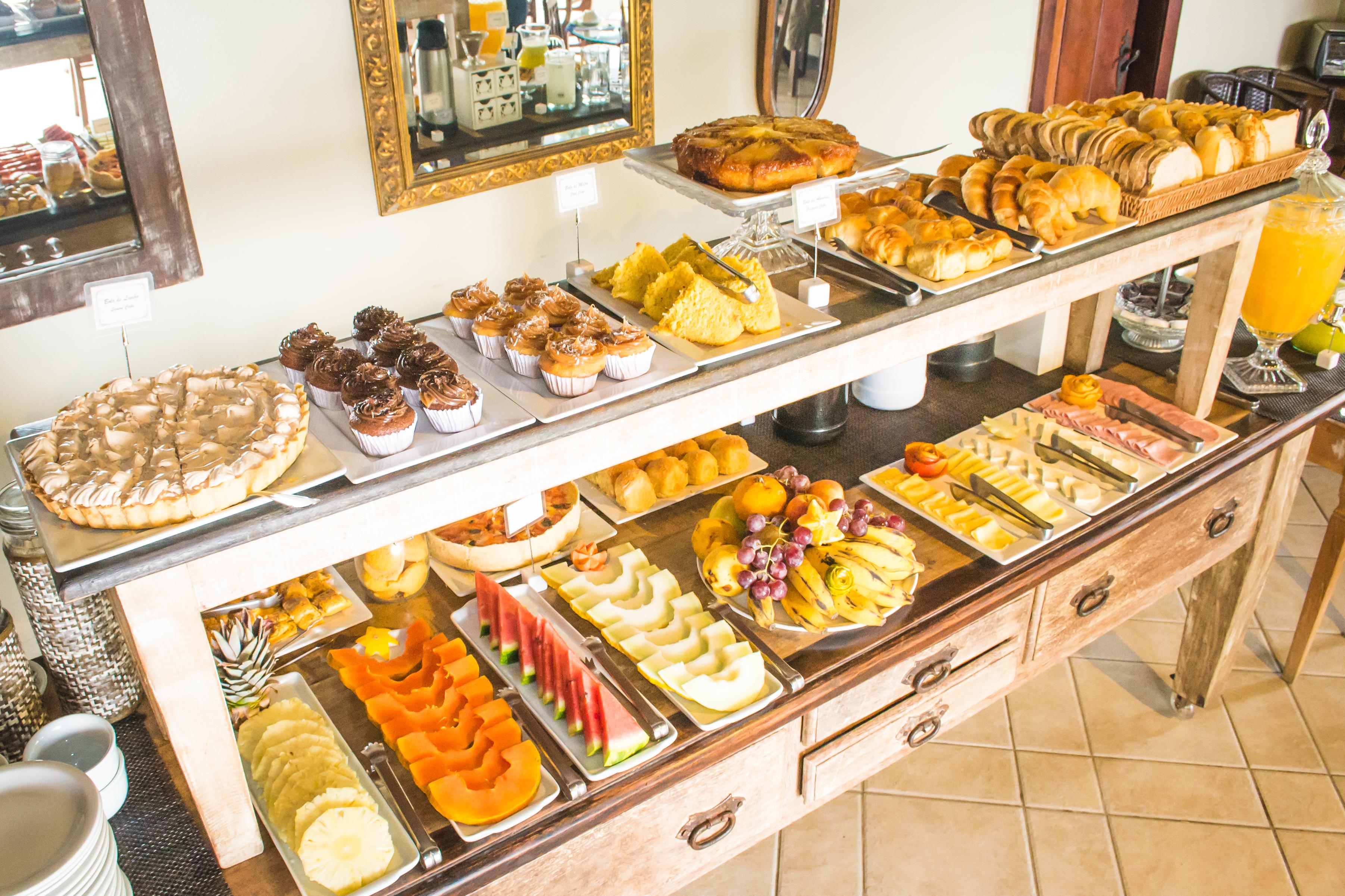 Pousada Praia Joao Fernandes Búzios Екстериор снимка A buffet